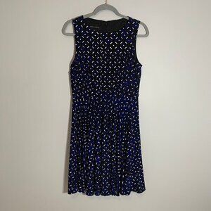 Donna Morgan sleeveless fit and flare stretch knee length career dress‎